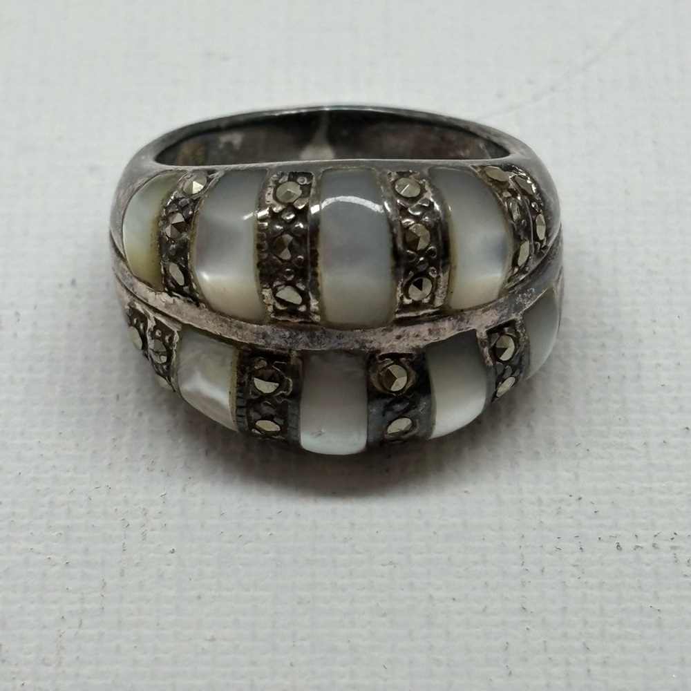 Sterling silver and mother of pearl and marcasite Women's Ring size 7.5